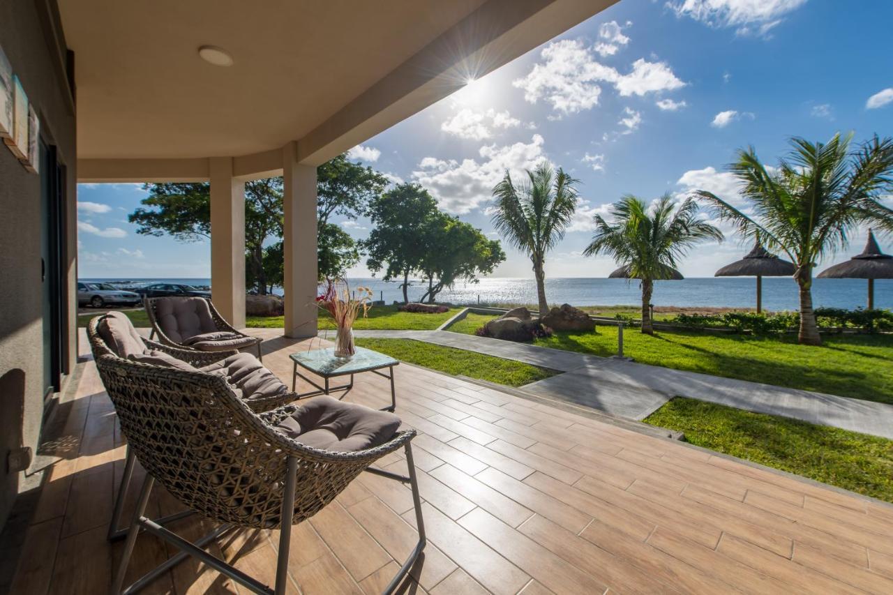 Pierre Bleue Beachfront Villa Flic-en-Flacq Dış mekan fotoğraf